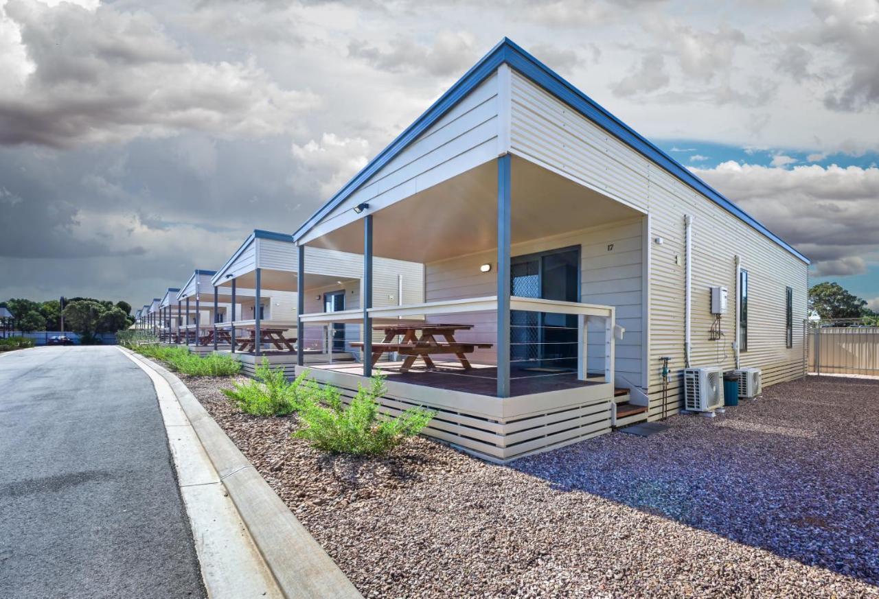 Harvest Stay Cabin Park Port Augusta Εξωτερικό φωτογραφία